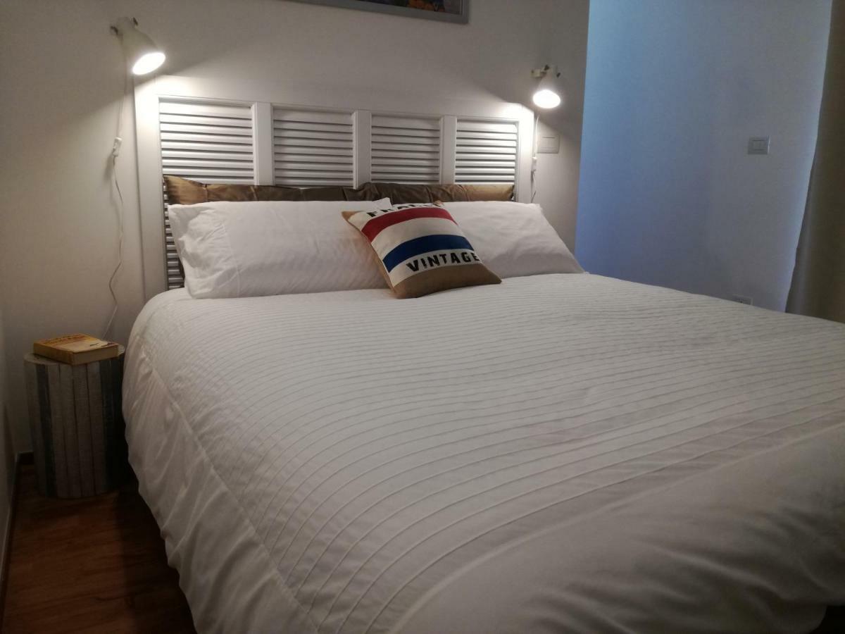 B&B Fabricanovantacinque Трани Экстерьер фото